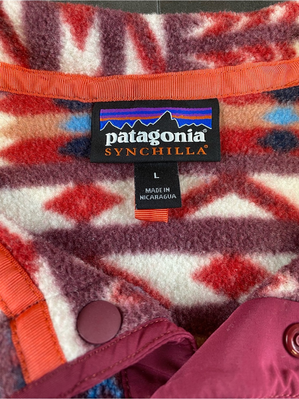 Patagonia Women’s Snap T Fleece Dark Currant Aztec Pullover size Large - Picture 3 of 6